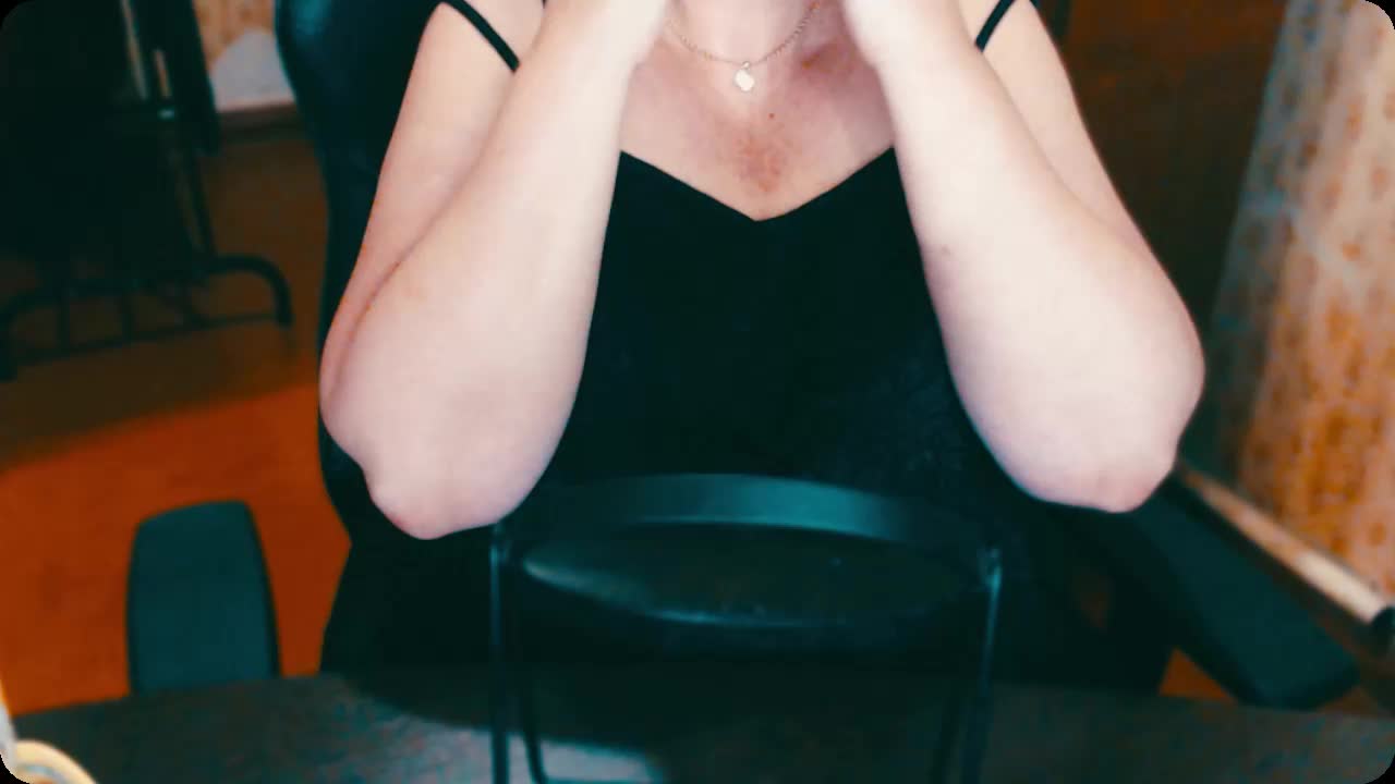 Alisa1917 Adult Chat August 16, 2025