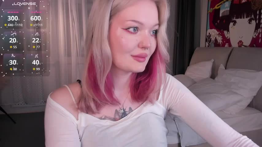 MiaW0rld Adult Chat August 16, 2025