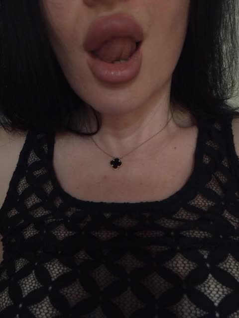 Black_chick Adult Chat August 16, 2025