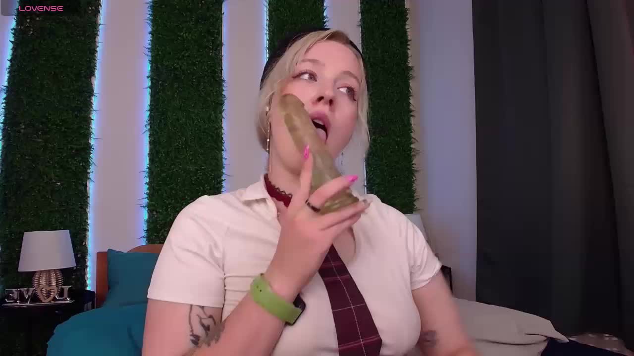 Nicole-Aniston Adult Chat August 16, 2025