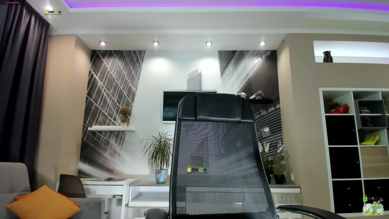 firstmaja Adult Chat August 16, 2025