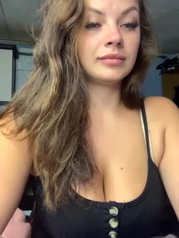 Sweeeeet_Candy Adult Chat August 16, 2025