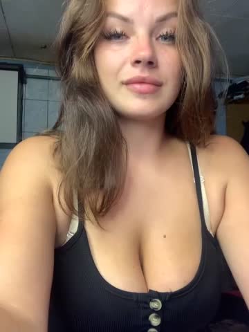 Sweeeeet_Candy Adult Chat August 16, 2025