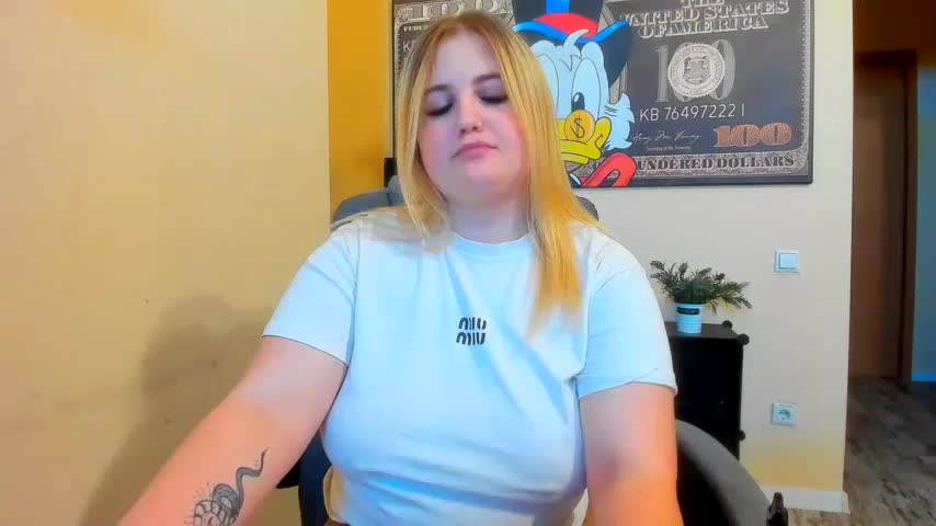 Doliss Adult Chat August 16, 2025