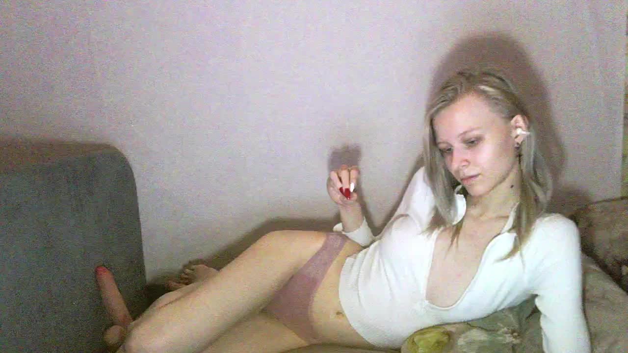 White-snow Adult Chat August 16, 2025