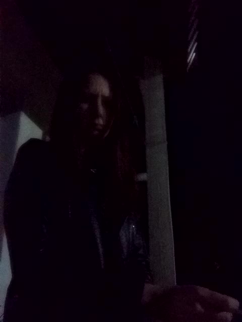 Ellie_13 Adult Chat August 16, 2025