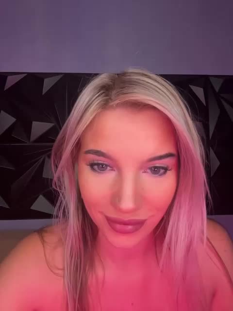 LYALAtop Adult Chat August 16, 2025