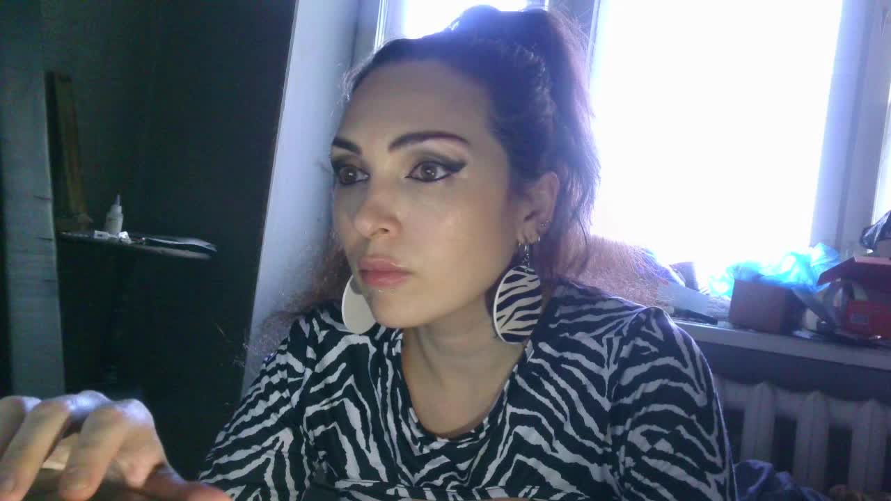 TvarRoxy Adult Chat August 16, 2025