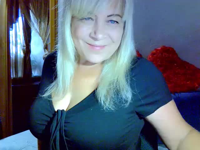 Savan35na Adult Chat August 16, 2025