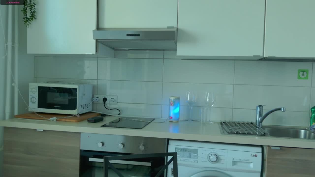 Tatachka1 Adult Chat August 16, 2025