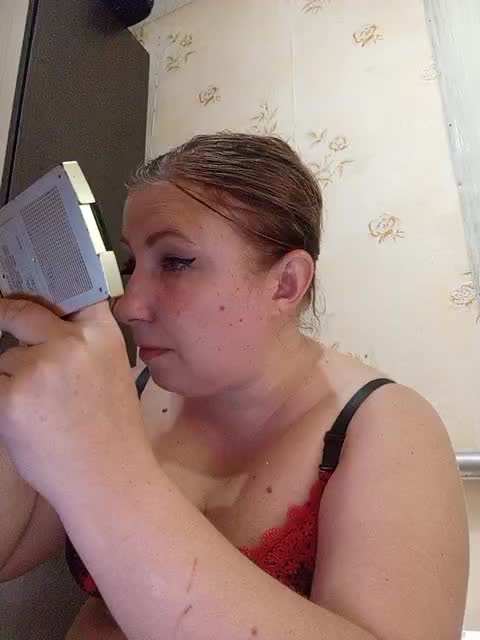 Konfetka80 Adult Chat August 16, 2025