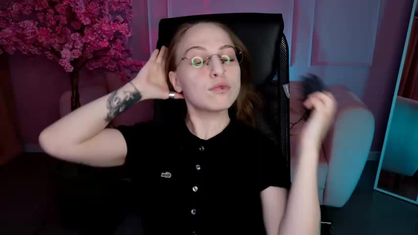 AphexQueen Adult Chat August 16, 2025