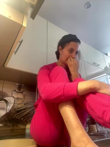 Flossy_Vettie Adult Chat August 16, 2025