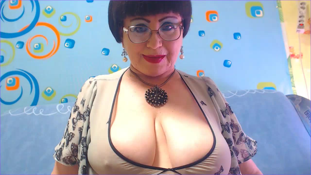 OldKinkyMILF Adult Chat August 16, 2025