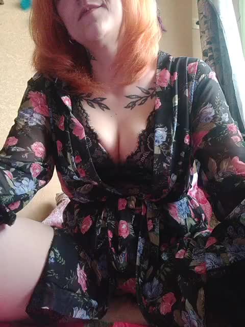 --Mari-- Adult Chat August 16, 2025