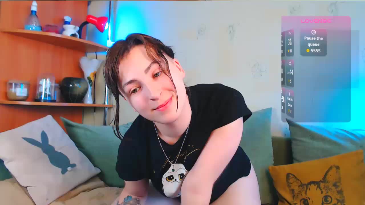 Caroline1995 Adult Chat August 16, 2025