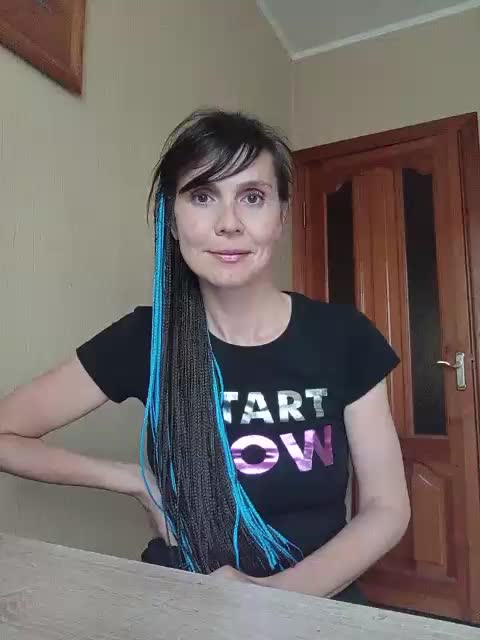 Hellenalonenochka Adult Chat August 16, 2025