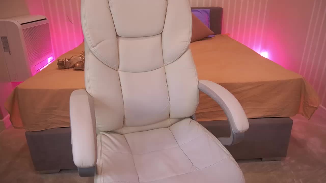 SophiyaStar Adult Chat August 16, 2025