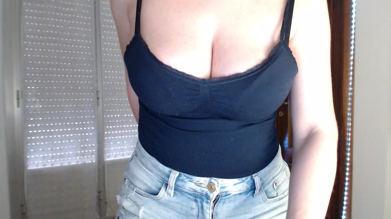 Alina-Lovely Adult Chat August 16, 2025