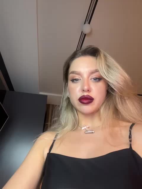 MistressX555 Adult Chat August 16, 2025