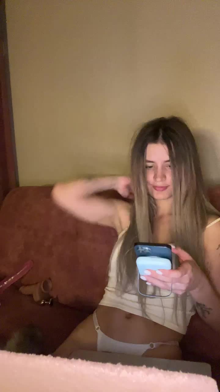 BabeGirl Adult Chat August 16, 2025