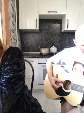 Innokentiy449 Adult Chat August 16, 2025