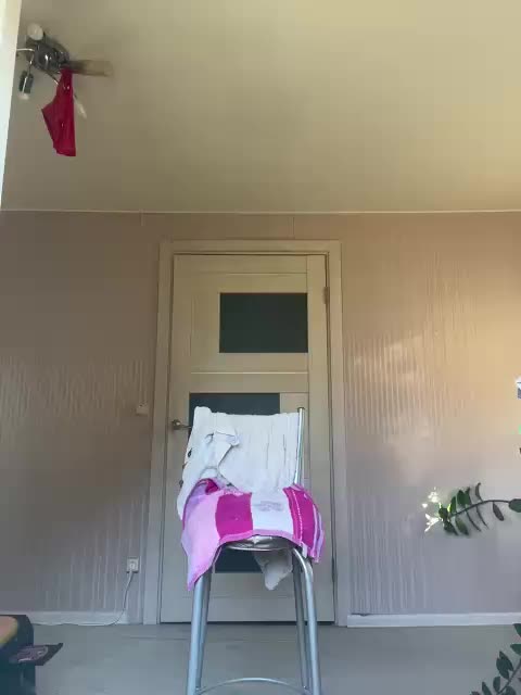 Karolina_Milf Adult Chat August 17, 2025