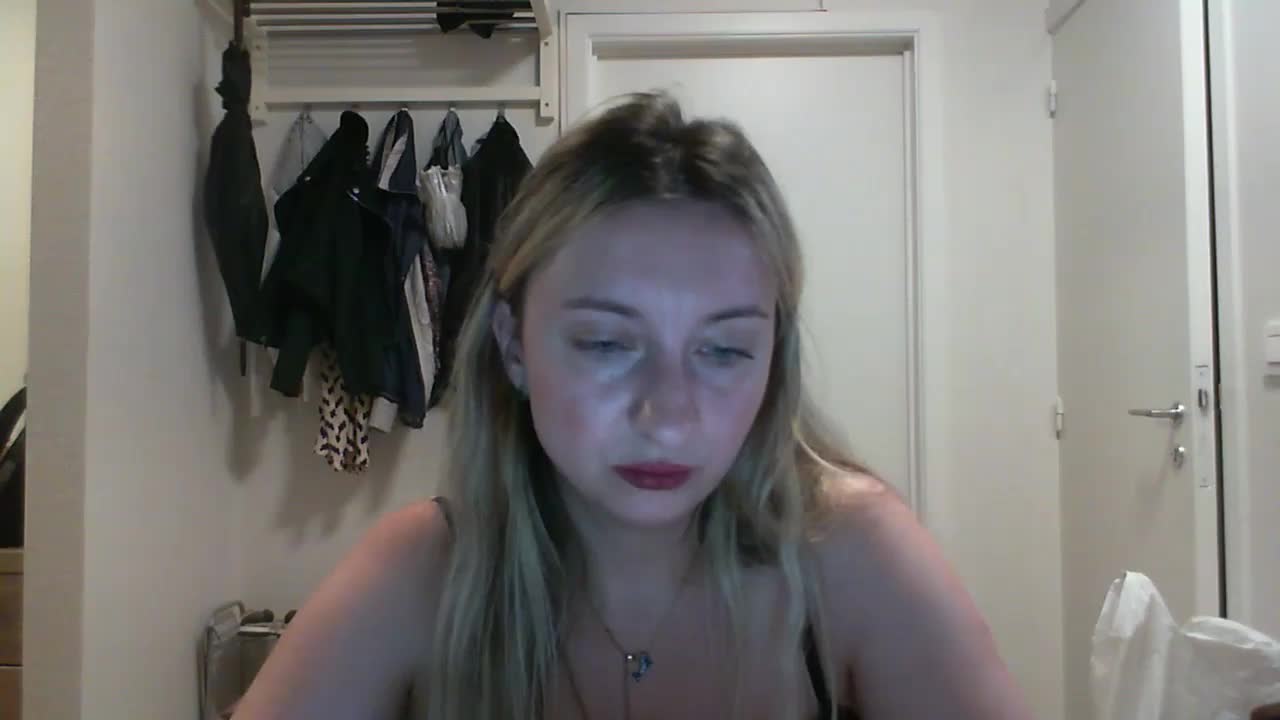 RuslanaFlower Adult Chat August 17, 2025