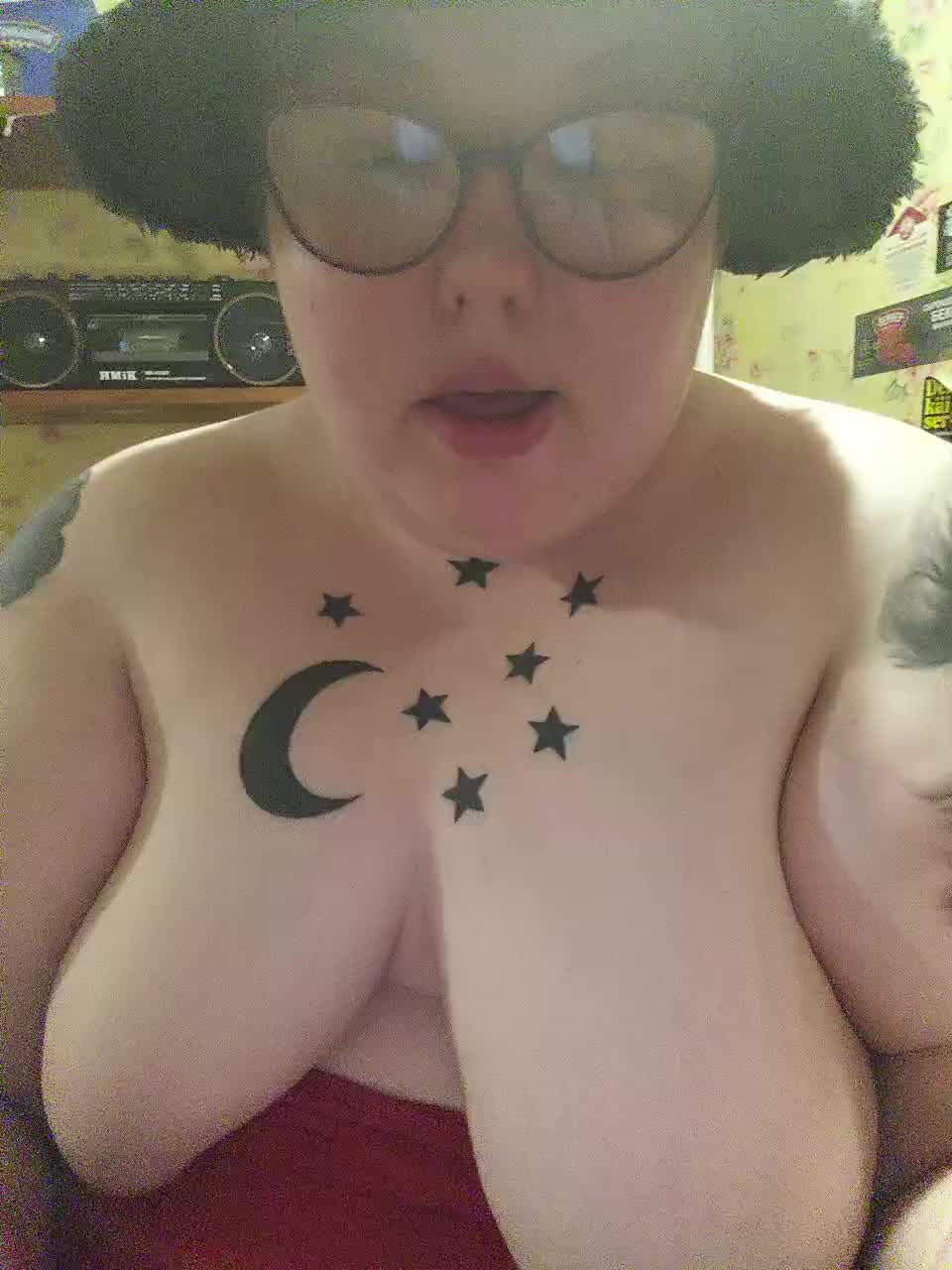 Svetlanka86 Adult Chat August 17, 2025