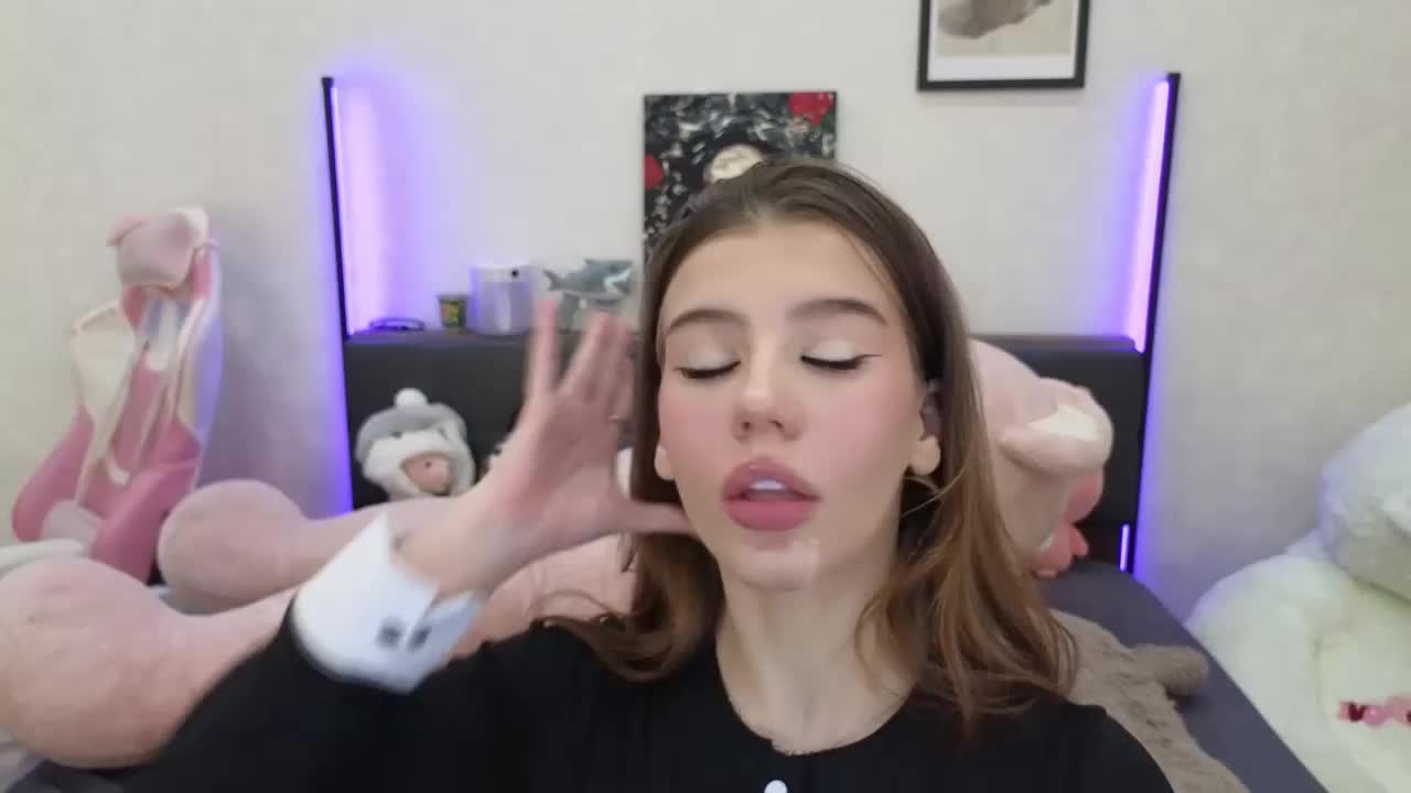 dolly-ll Adult Chat August 17, 2025