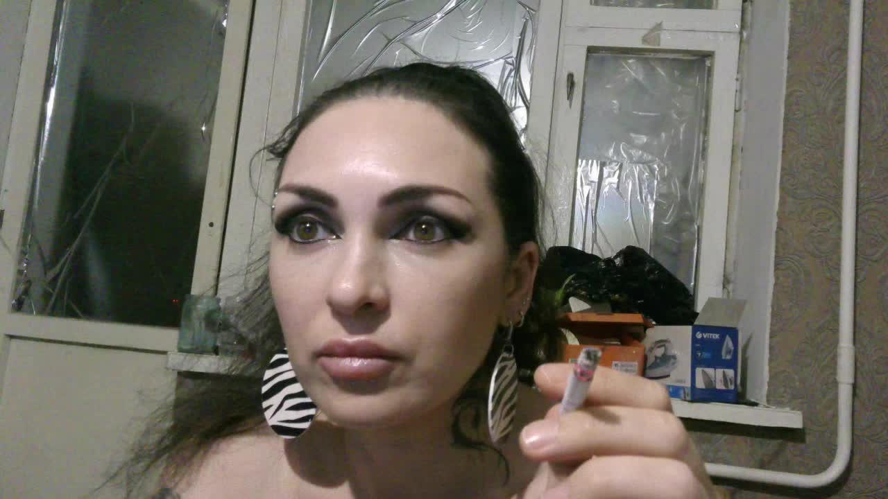 TvarRoxy Adult Chat August 17, 2025