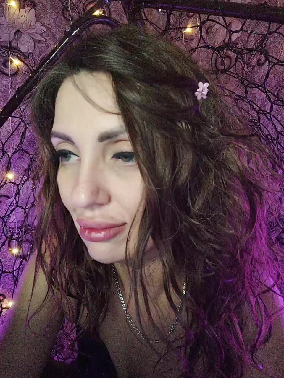 SexyKitty75-1 Adult Chat August 17, 2025