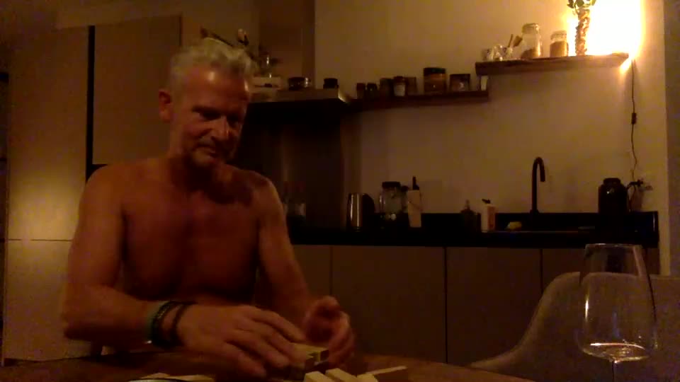 eronas74 Adult Chat August 15, 2025