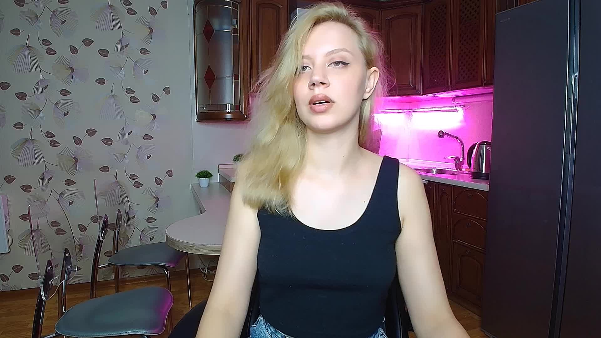 Nadins Adult Chat August 17, 2025