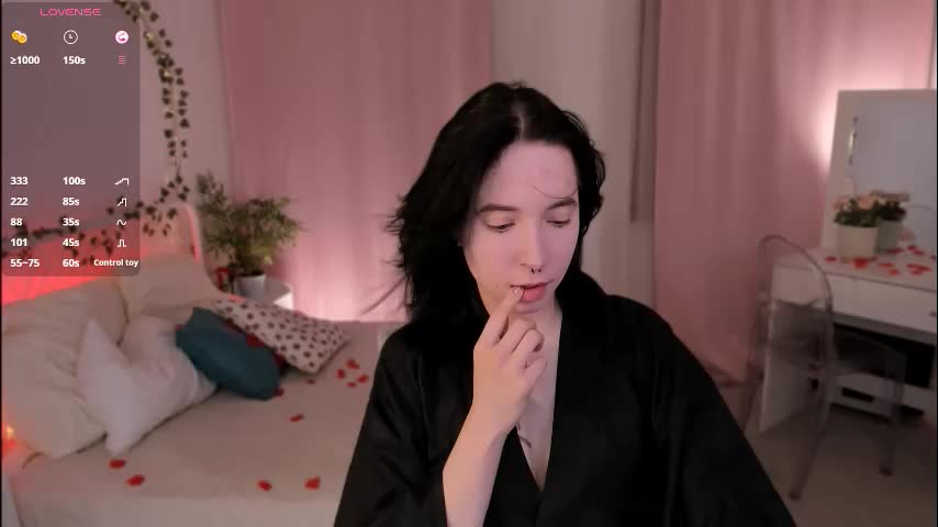 lilithlunna Adult Chat August 16, 2025