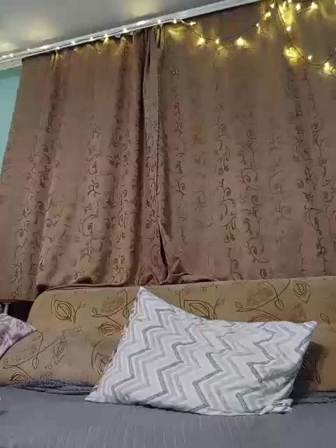 skarlett_goddess Adult Chat August 17, 2025