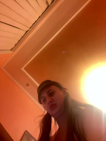 Flossy_Vettie Adult Chat August 17, 2025