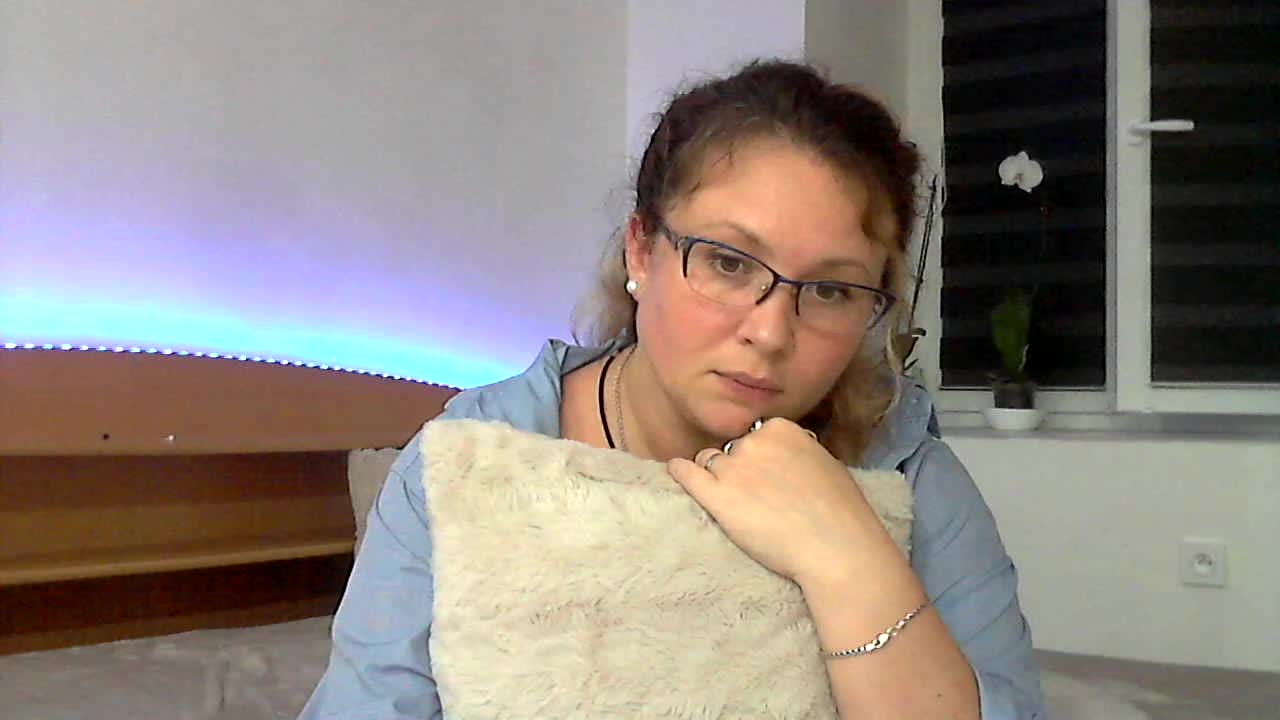 NERVOMOTINA Adult Chat August 17, 2025