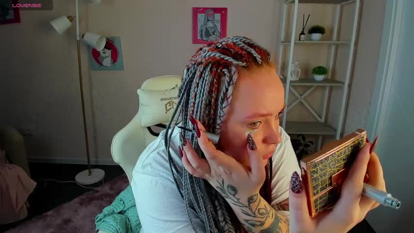 Looly_Rise Adult Chat August 17, 2025