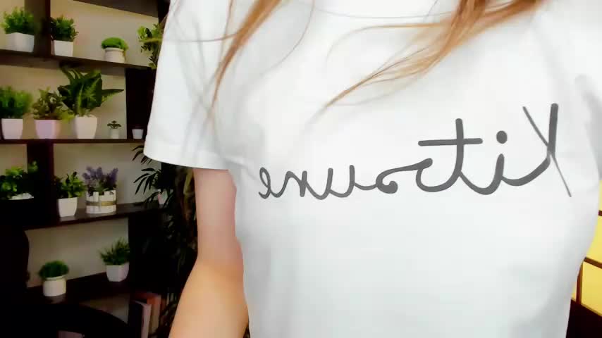 Sangria_Wine Adult Chat August 17, 2025