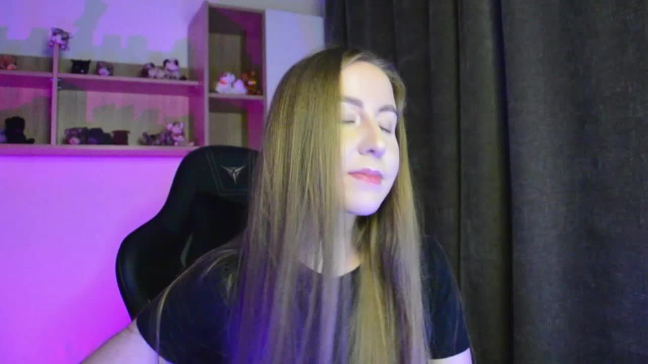 -Rii- Adult Chat August 17, 2025