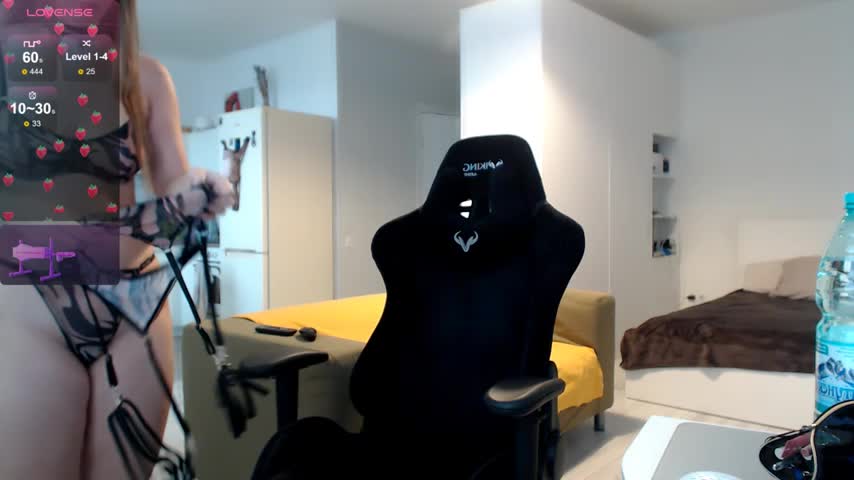 brrritney Adult Chat August 17, 2025