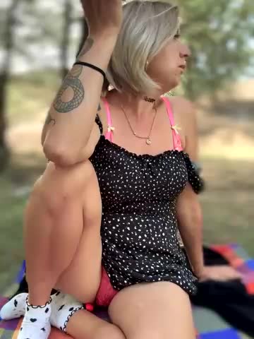 Milena-MilfaXXX Adult Chat August 17, 2025