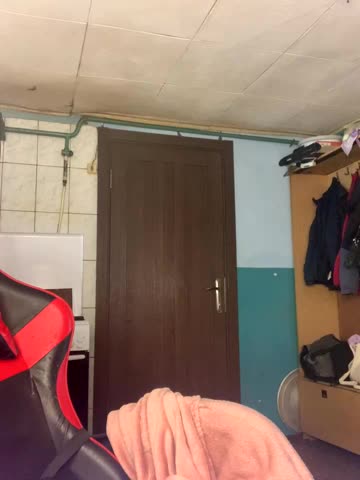 Sweeeeet_Candy Adult Chat August 17, 2025