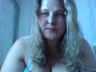 ParisMimi Adult Chat August 17, 2025