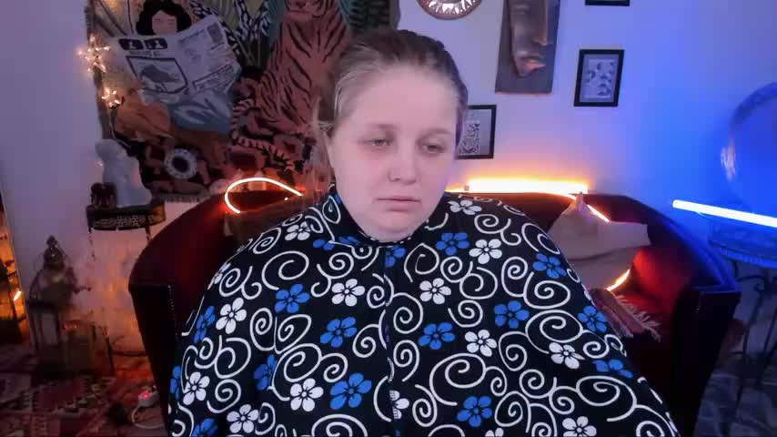 SladaDell Adult Chat August 17, 2025