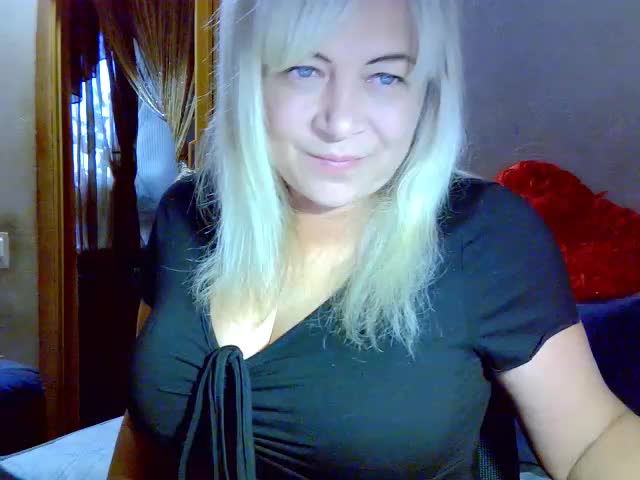 Savan35na Adult Chat August 17, 2025