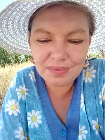 Raspberry_Rum Adult Chat August 17, 2025