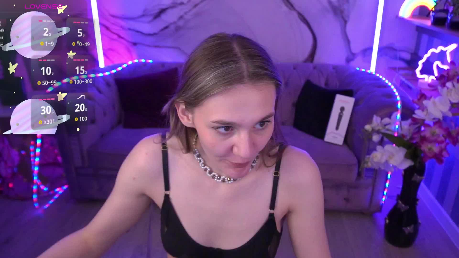 DiamondGoldie Adult Chat August 17, 2025