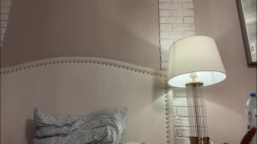 friend_foryou Adult Chat August 17, 2025